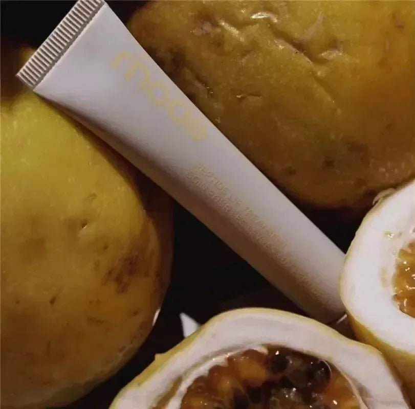 Summer Lemontini Lemon Lip Gloss & Moisturizing Makeup Set