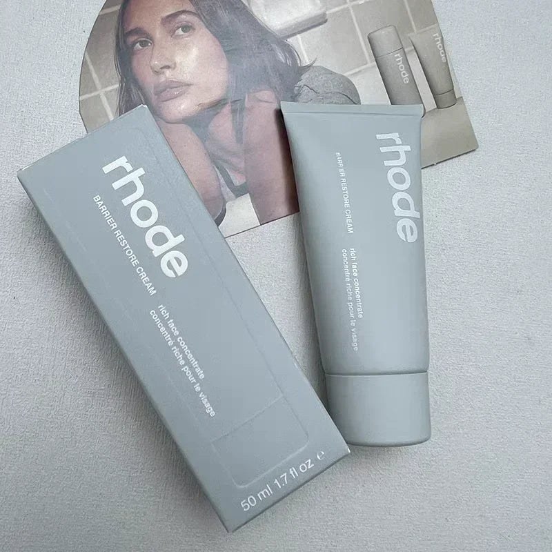 Summer Lemontini Lemon Lip Gloss & Moisturizing Makeup Set